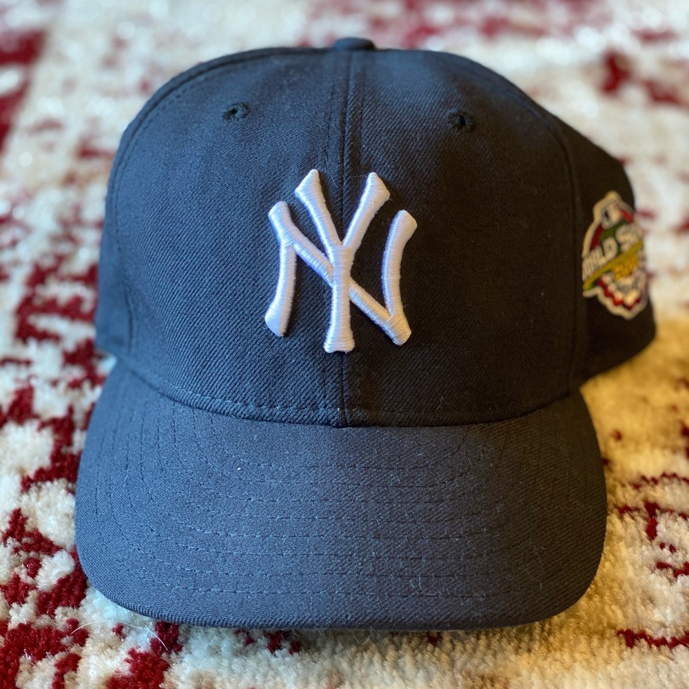 New Era Yankees ‘01 World Series hat size 7 1/4
